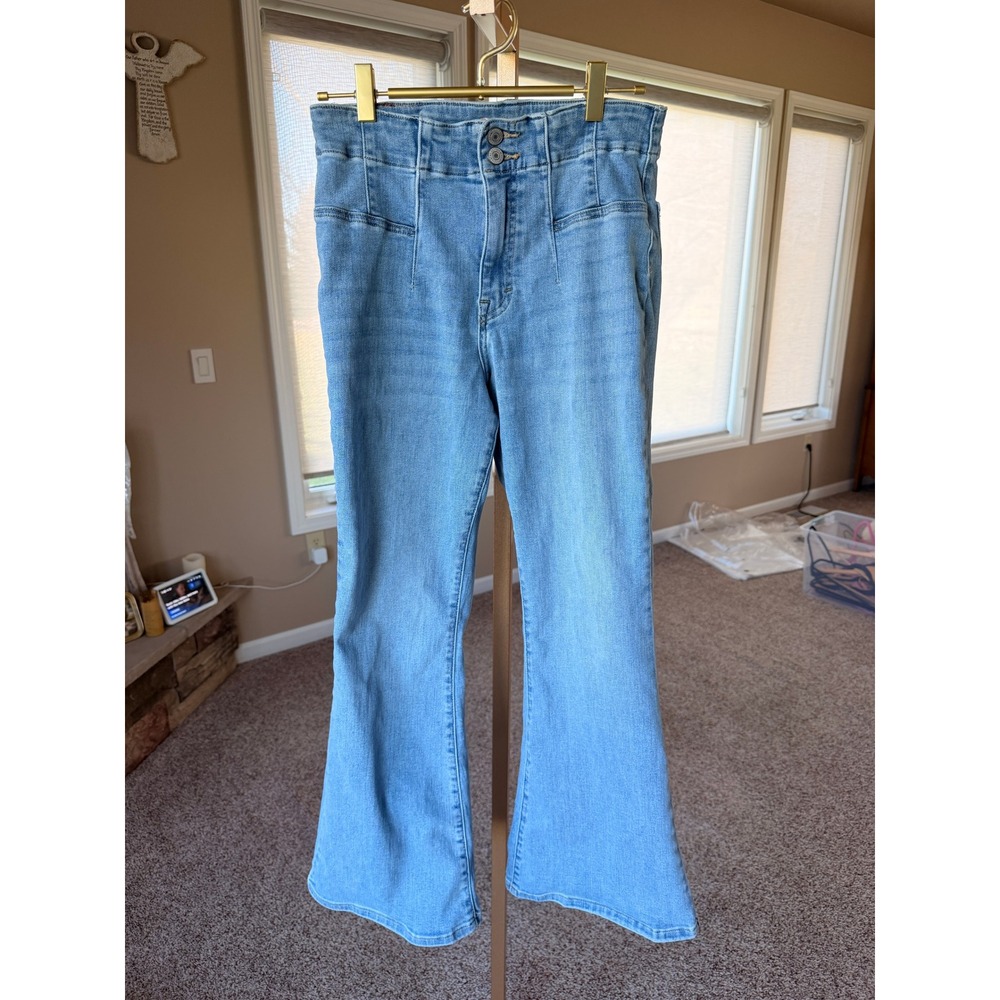 Lucky‎ Brand Stevie High Rise Flare Jeans Light Wash Denim Size 10 30